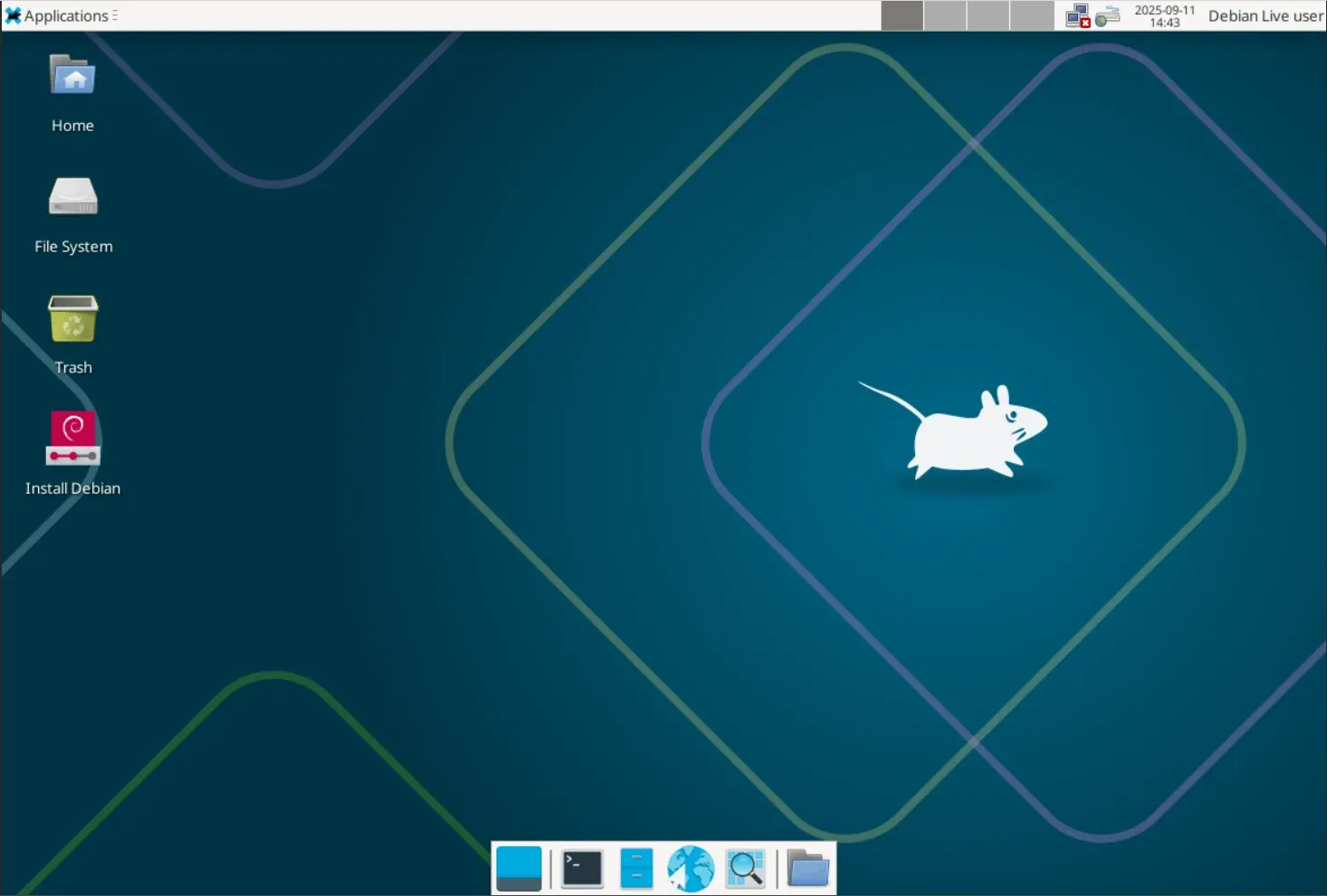 Debian: Debian mit Xfce - einer von vielen wählbaren Desktops